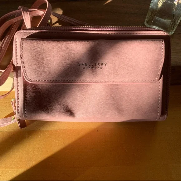 Pink Faux Leather Crossbody Ziparound Wallet Purse Bag Gold Hardware - Picture 3 of 10